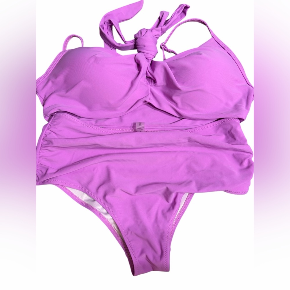 Lilac Two-Piece Women’s Swim‎ Bikini Set - Supportive Halter Top